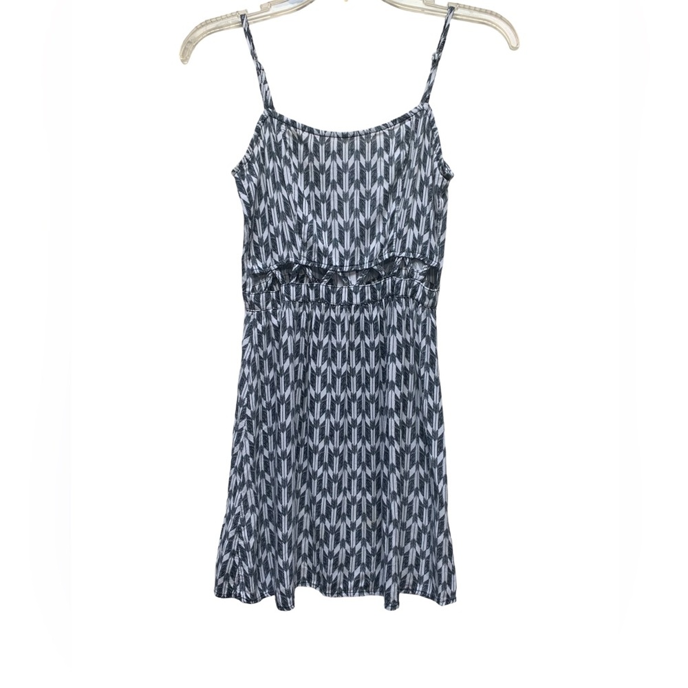 H&M Black and White Patterned Dress